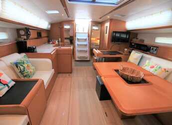 Rent a sailboat in Port Purcell, Joma Marina - Sun Odyssey 519 - 3 cab.