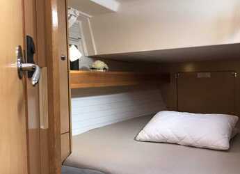 Rent a sailboat in D-Marin Lefkas Marina - Bavaria Cruiser 45 - 4 cab.