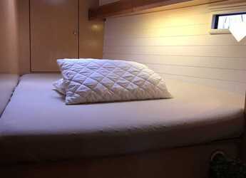 Rent a sailboat in D-Marin Lefkas Marina - Bavaria Cruiser 45 - 4 cab.