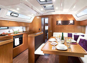 Rent a sailboat in Kavala - Marina Perigialiou - Bavaria Cruiser 46