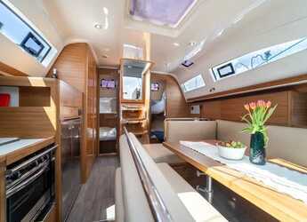 Rent a sailboat in Marina Mandalina - Elan Impression 45.1 - 3 cab.