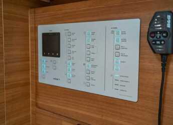 Rent a sailboat in Marina Mandalina - Elan Impression 45.1 - 3 cab.