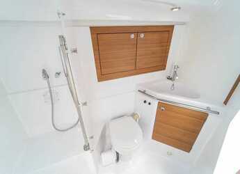 Rent a sailboat in Marina Mandalina - Elan Impression 45.1 - 3 cab.