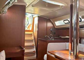 Rent a sailboat in ACI Marina Opatija - Oceanis 34