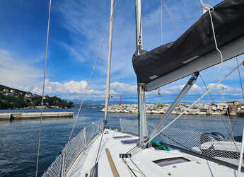 Rent a sailboat in ACI Marina Opatija - Oceanis 34