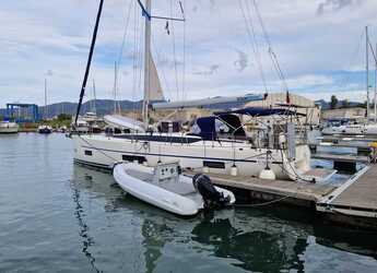 Rent a sailboat in Punat - Bavaria C45 Holiday