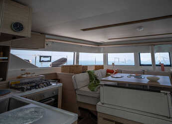 Alquilar catamarán en Porto Olbia - Lagoon 51