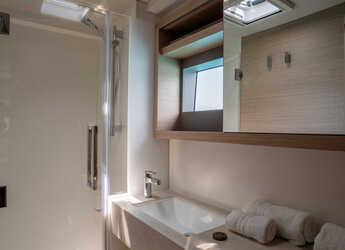 Alquilar catamarán en Porto Olbia - Lagoon 51