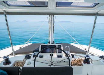 Alquilar catamarán en Porto Olbia - Lagoon 51