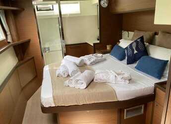 Louer catamaran à Porto Capo d'Orlando Marina - Lagoon 52F