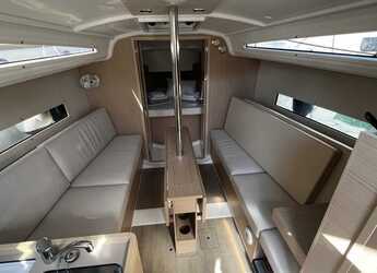 Rent a sailboat in Volos - Oceanis 30.1