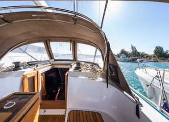 Chartern Sie segelboot in Nea Peramos - Bavaria 37