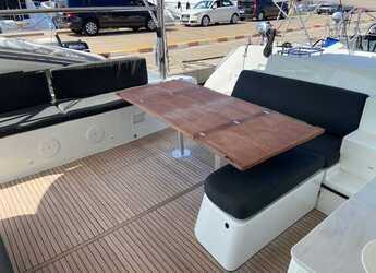 Chartern Sie katamaran in Marina Le Marin - Lagoon 46