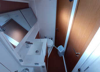 Alquilar velero en Marina Kremik - First 53