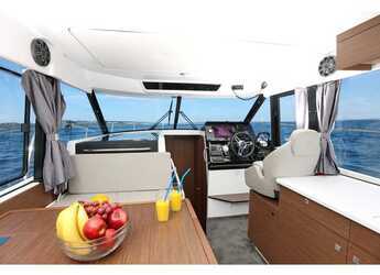 Rent a motorboat in D-Marin Borik - Merry Fisher 1095 
