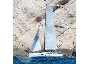 Chartern Sie segelboot in Port Marseille - Pogo 30 EVO