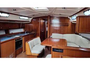 Rent a sailboat in Rhodes Marina - Bavaria 44