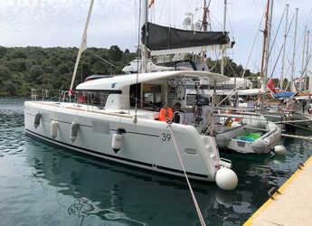 Rent a catamaran in Preveza Marina - Lagoon 39