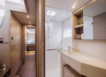 Rent a catamaran in Alimos Marina - Lagoon 46 