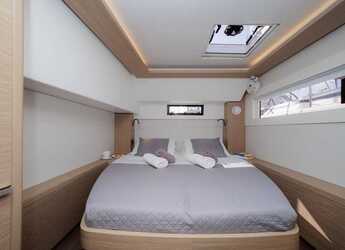 Rent a catamaran in Alimos Marina - Lagoon 46 