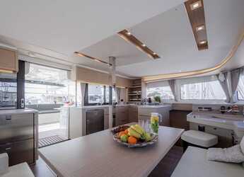 Rent a catamaran in Alimos Marina - Lagoon 46 