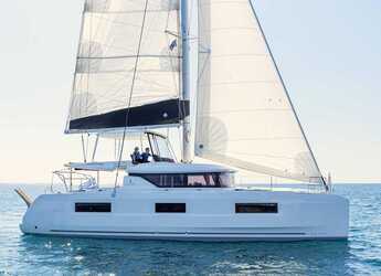 Rent a catamaran in Alimos Marina - Lagoon 46 
