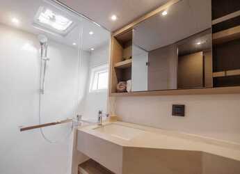 Rent a catamaran in Alimos Marina - Lagoon 46 