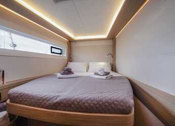 Rent a catamaran in Alimos Marina - Lagoon 46 