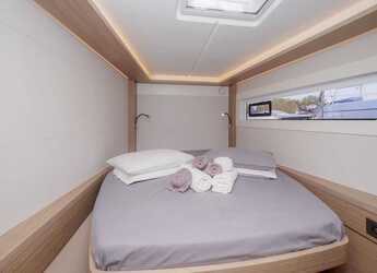 Rent a catamaran in Alimos Marina - Lagoon 46 