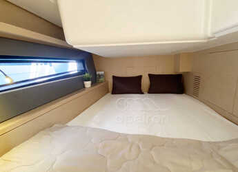 Rent a sailboat in Lefkas Marina - Dufour 41