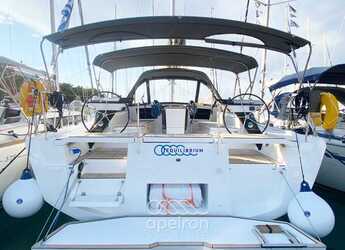 Rent a sailboat in Lefkas Marina - Dufour 41