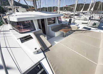 Alquilar catamarán en Ece Marina - Bali 4.8 