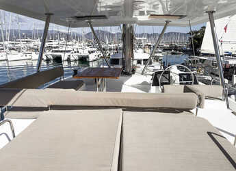 Alquilar catamarán en Ece Marina - Bali 4.8 