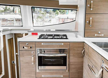 Alquilar catamarán en Ece Marina - Bali 4.8 