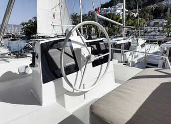 Alquilar catamarán en Ece Marina - Bali 4.8 