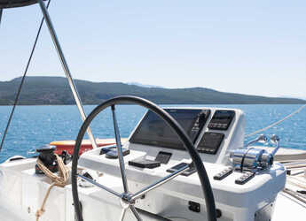Alquilar catamarán en Puerto de Lefkas - Lagoon 51
