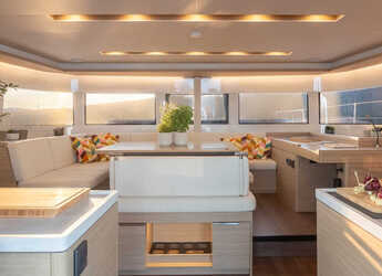 Alquilar catamarán en Puerto de Lefkas - Lagoon 51