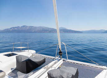 Alquilar catamarán en Puerto de Lefkas - Lagoon 51