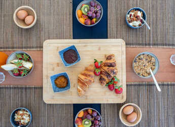 Alquilar catamarán en Puerto de Lefkas - Lagoon 51