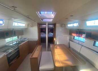 Rent a sailboat in Lefkas Marina - Oceanis 46.1