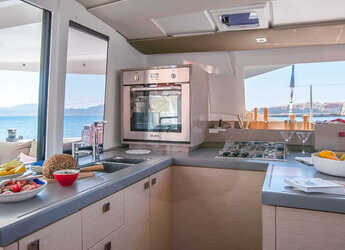 Alquilar catamarán en Marina d'Arechi - Fountaine Pajot Astrea 42