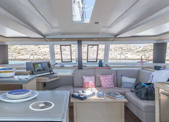 Alquilar catamarán en Marina d'Arechi - Fountaine Pajot Astrea 42