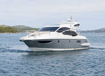 Rent a motorboat in Marina Kremik - Azimut 40 S