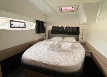 Alquilar catamarán en Nikiti - Astréa 42