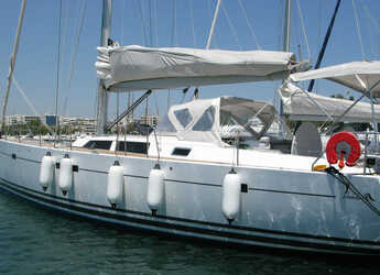 Chartern Sie segelboot in Finikas - Hanse 540e