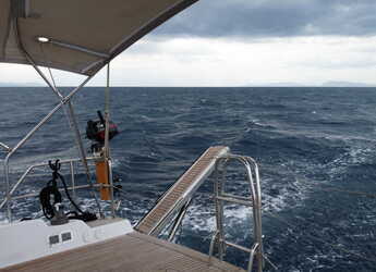 Chartern Sie segelboot in Finikas - Hanse 540e