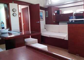 Chartern Sie segelboot in Finikas - Hanse 540e