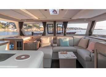 Alquilar catamarán en Marina di Stabia - Isla 40