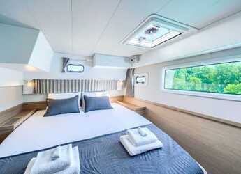 Alquilar catamarán en Marina Kastela - Lagoon 42