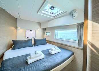 Alquilar catamarán en Marina Kastela - Lagoon 42